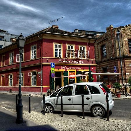 Santico Art Hotel And Hostel Budapest Kültér fotó
