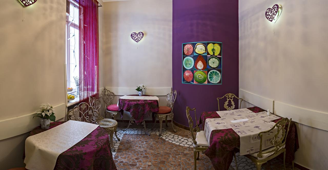 Santico Art Hotel And Hostel Budapest Kültér fotó