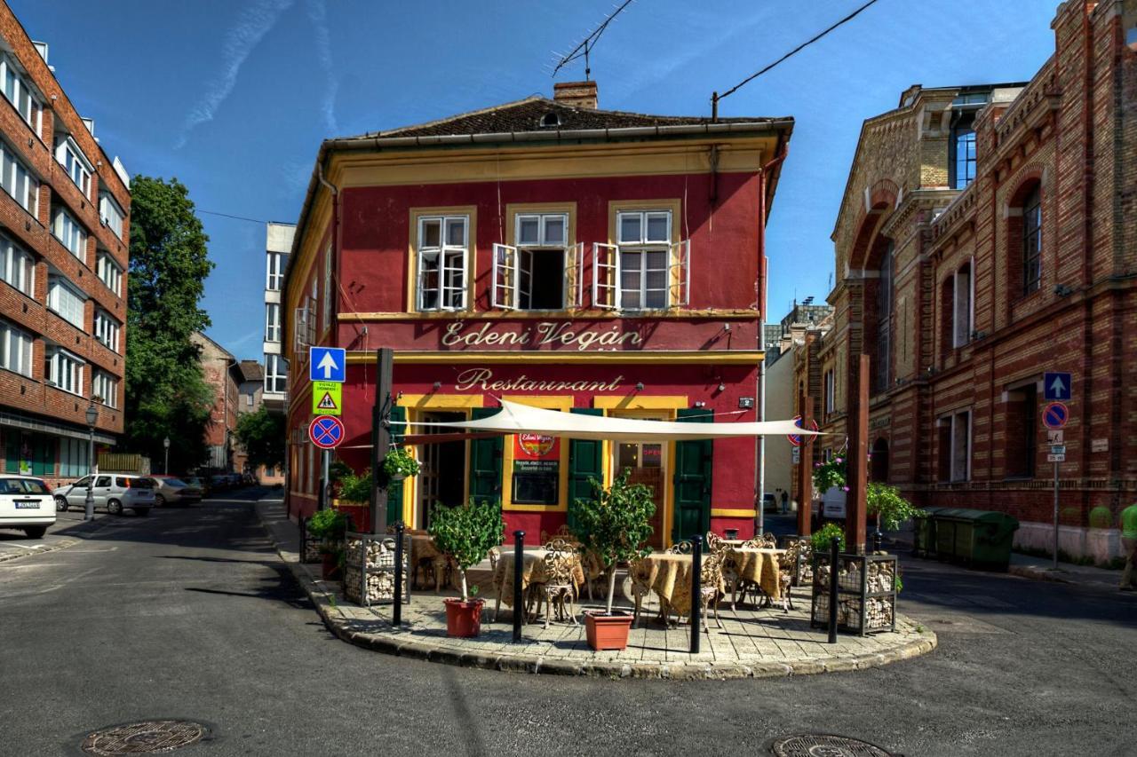 Santico Art Hotel And Hostel Budapest Kültér fotó