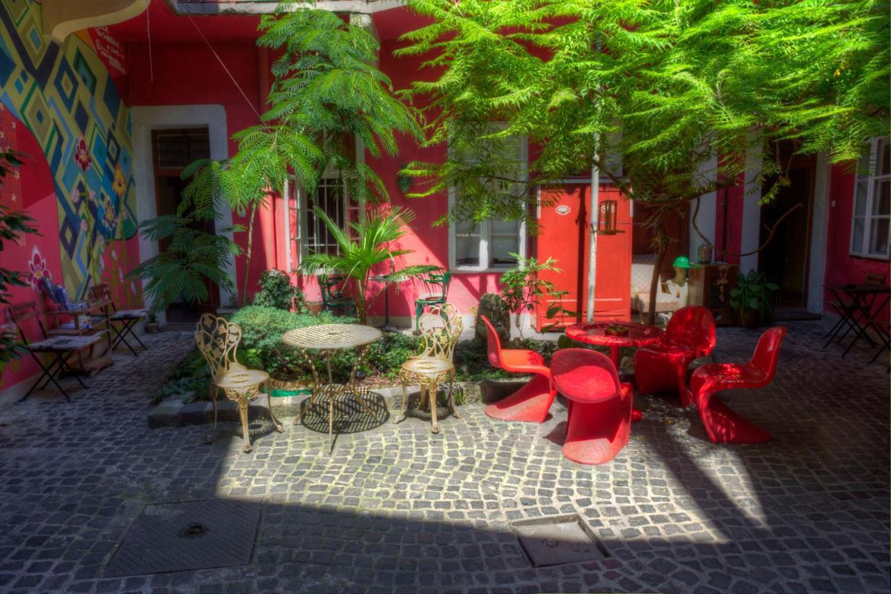 Santico Art Hotel And Hostel Budapest Kültér fotó
